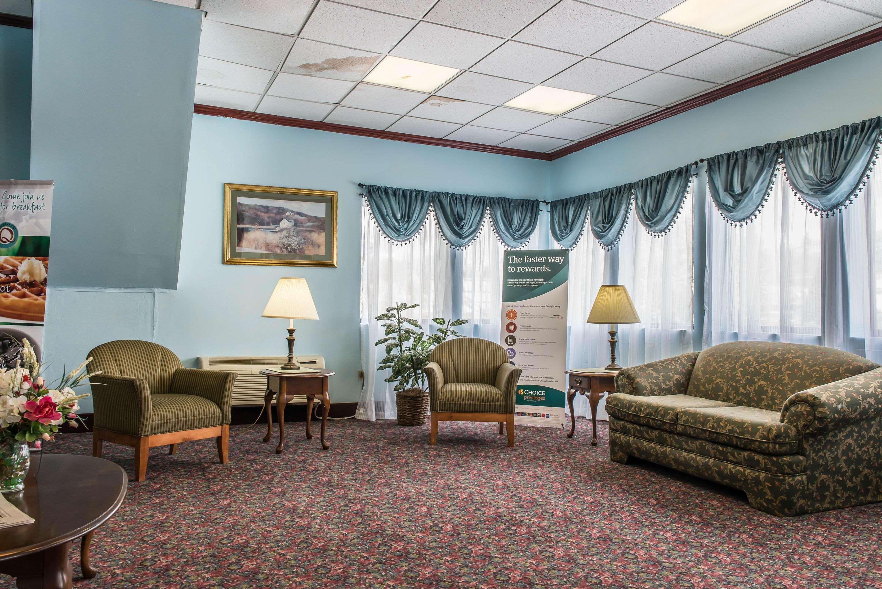 Rodeway Inn Brookville Esterno foto