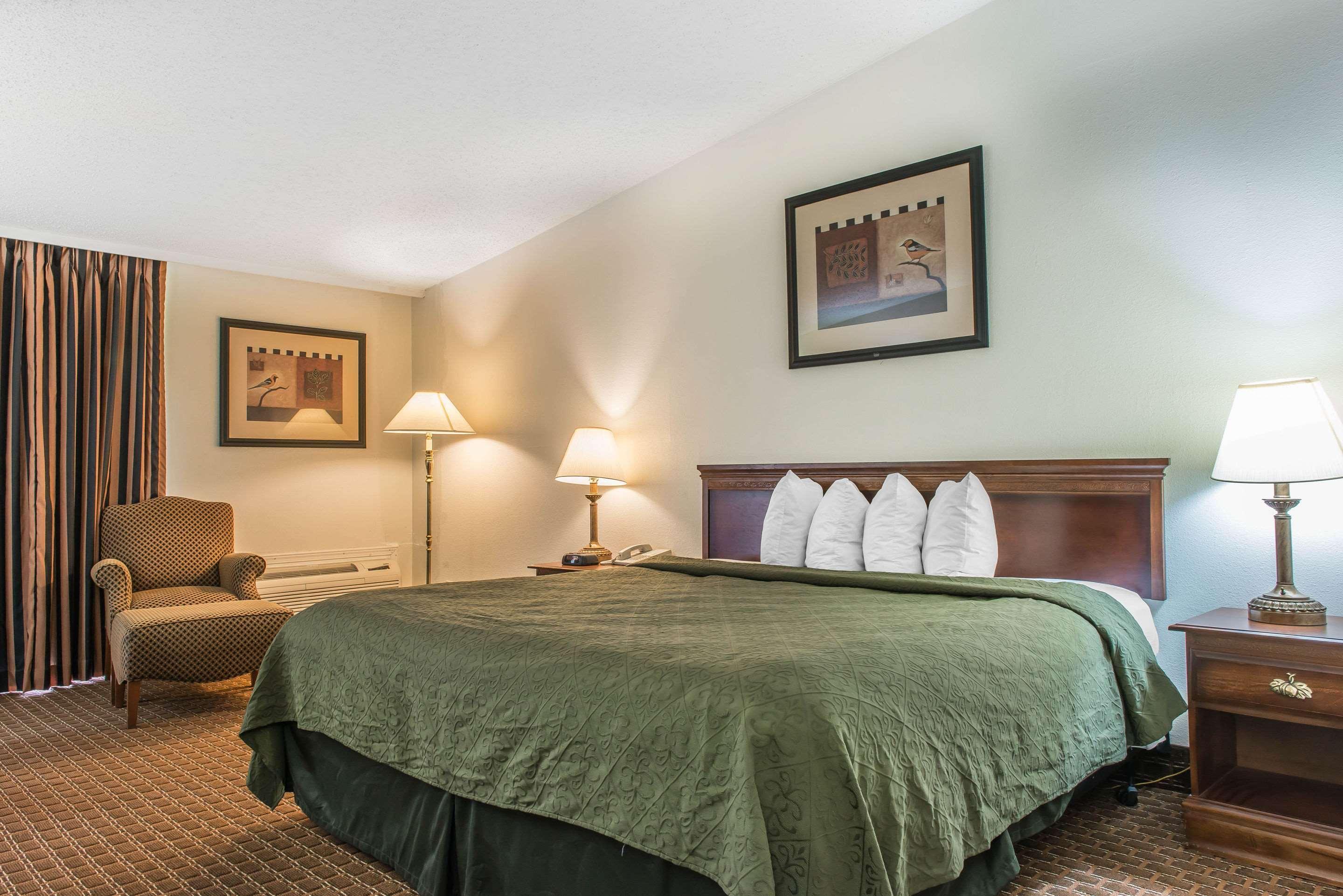 Rodeway Inn Brookville Esterno foto