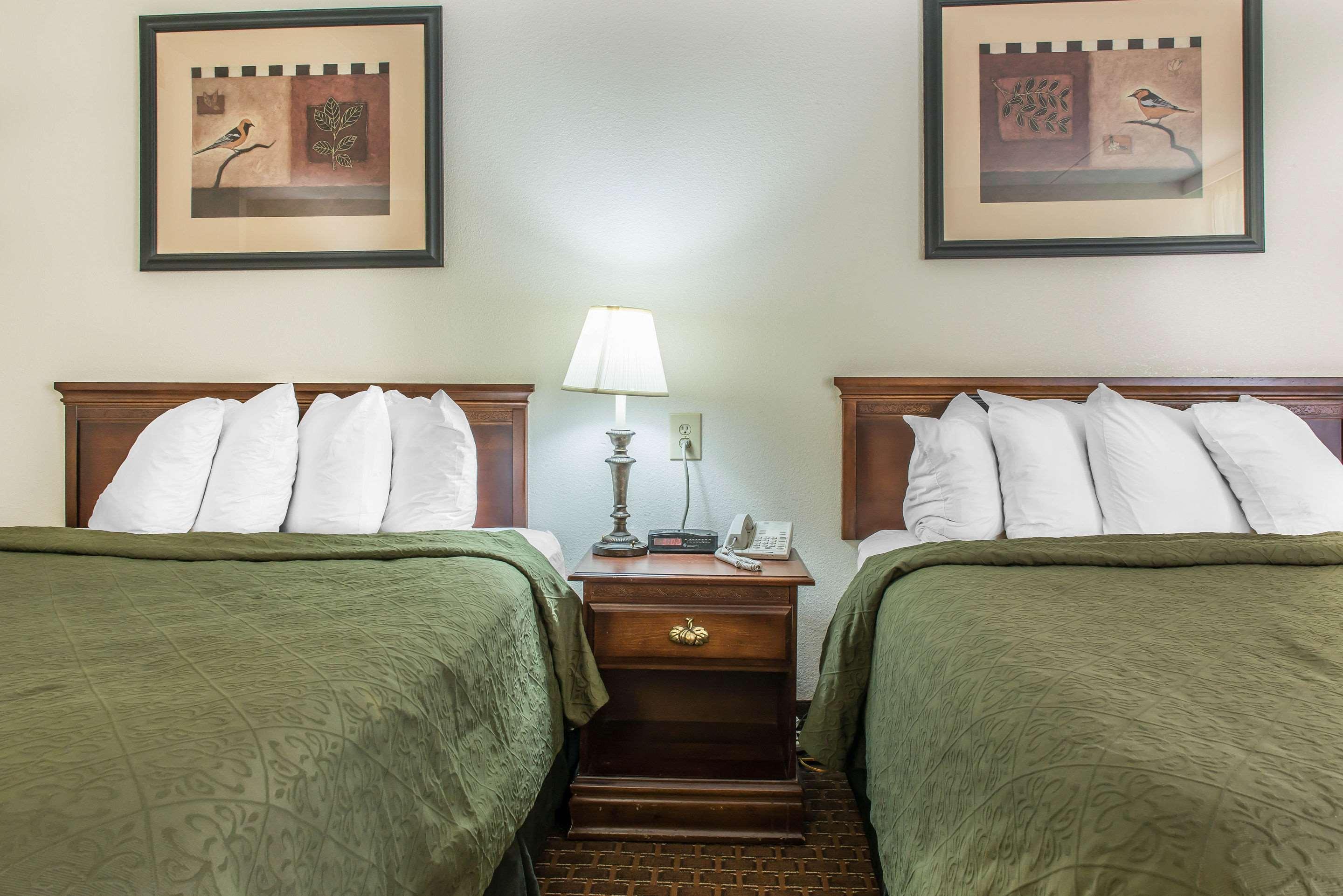 Rodeway Inn Brookville Esterno foto