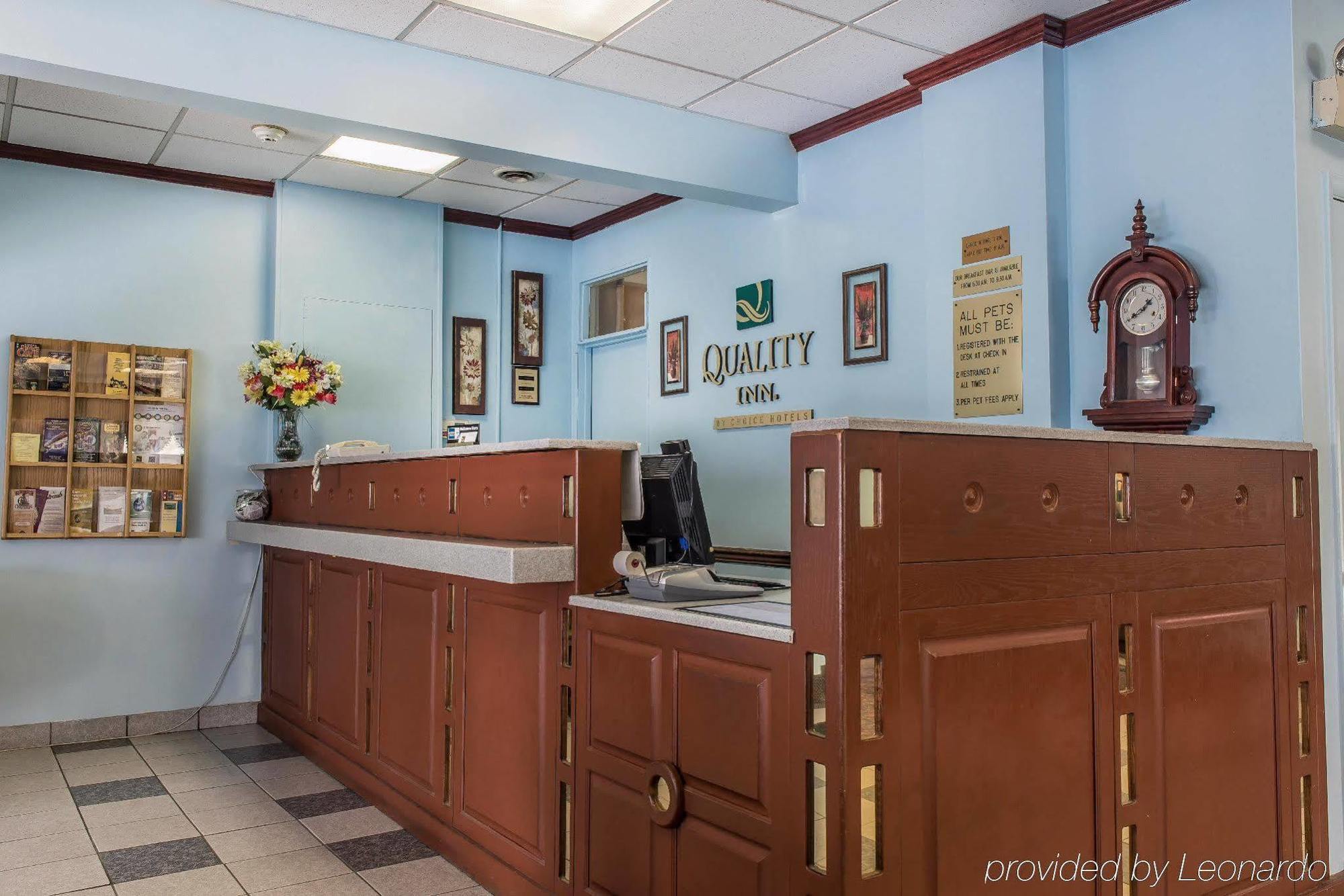Rodeway Inn Brookville Esterno foto